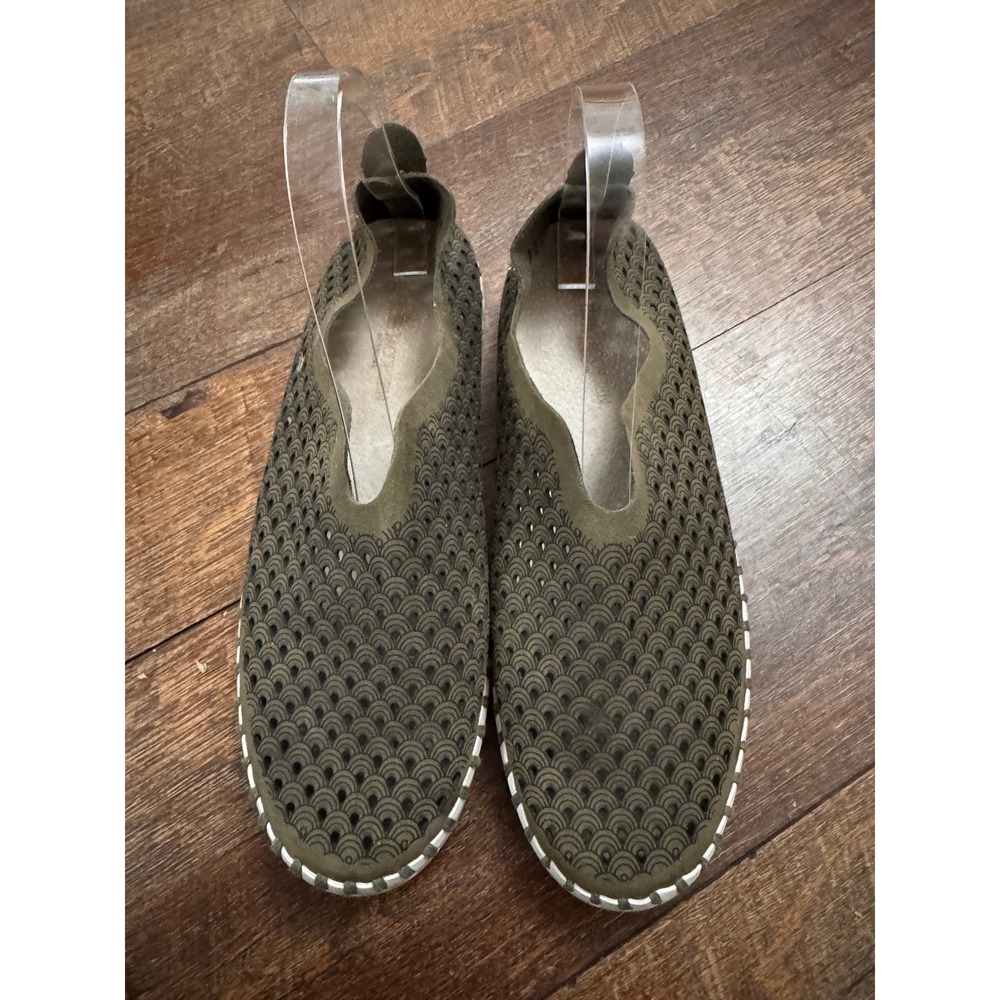 Ilse Jacobsen Hornbaek Tulip Laser Cut Slip On Shoes Olive Green EU 39